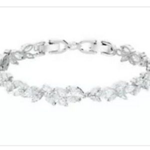 SWAROVSKI White Rhodium Plated Louison Bracelet #5419244 NWOT